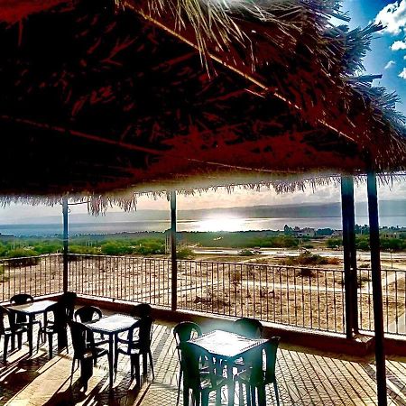 Dead Sea Lafamilia Albadwan Aparthotel Sweimeh Екстериор снимка