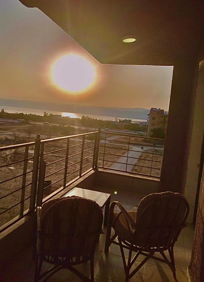 Dead Sea Lafamilia Albadwan Aparthotel Sweimeh Екстериор снимка